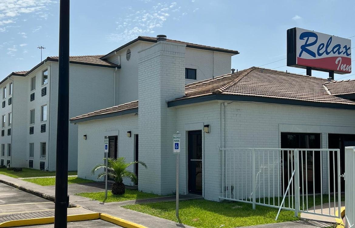 Relax Inn Channelview Bagian luar foto